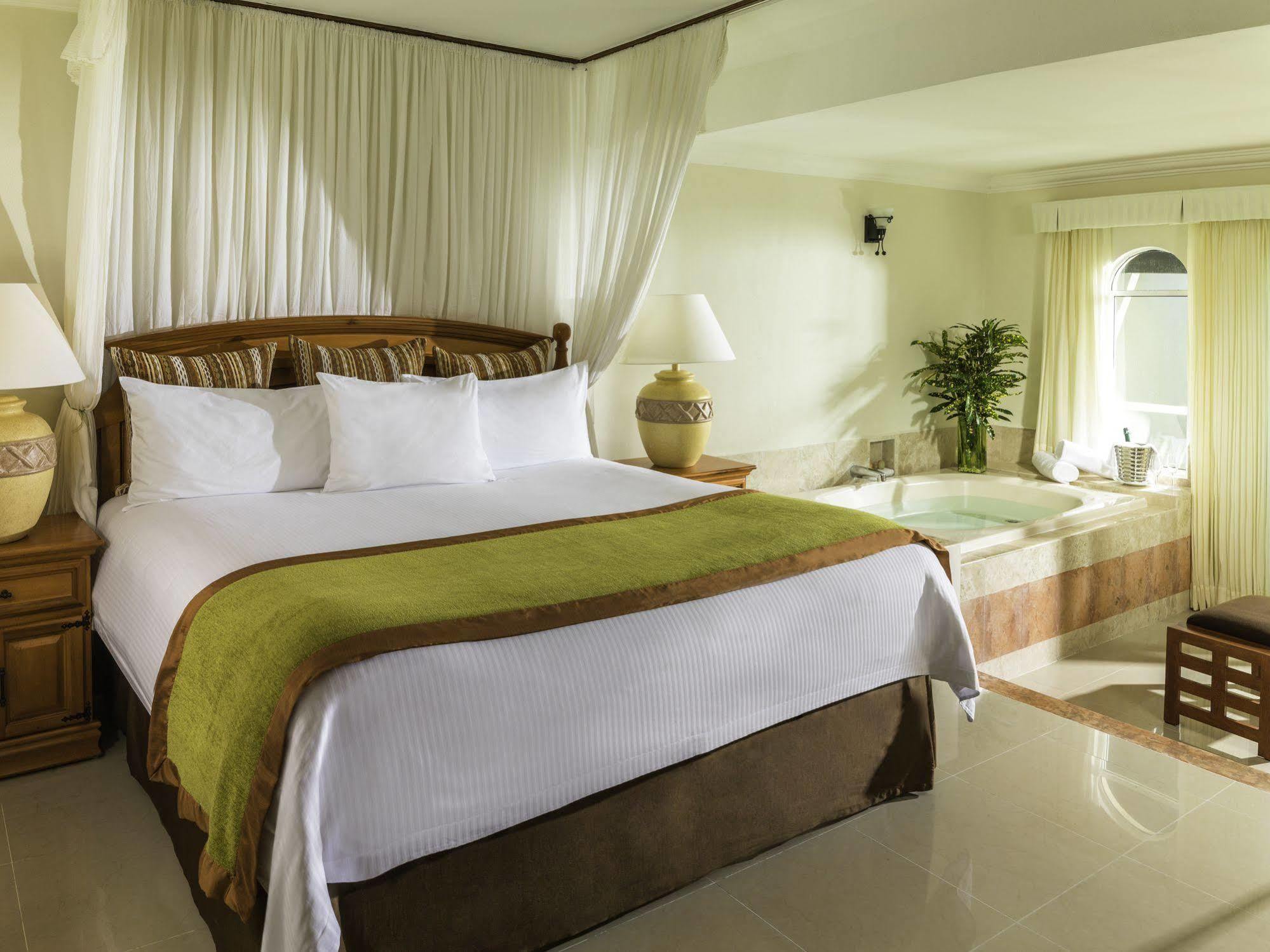 El Dorado Seaside Palms Adults Only Hotel เซ็ตนา ภายนอก รูปภาพ